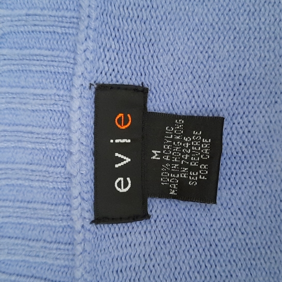 Evie blue sweater -M - Picture 5 of 6